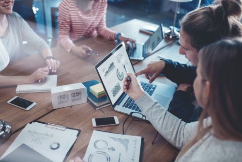 4 razões para sua empresa investir em um gerenciador financeiro