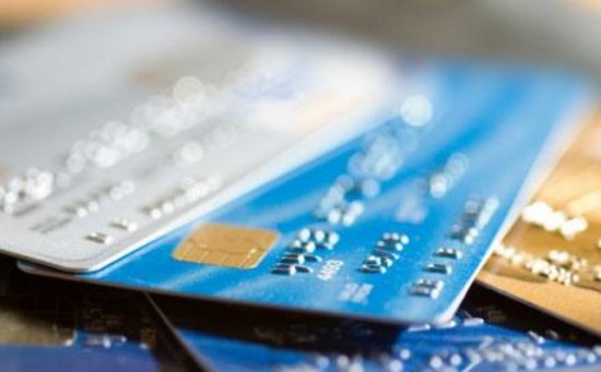 Está pensando em parcelar o cartão de crédito? Confira 5 dicas alternativas