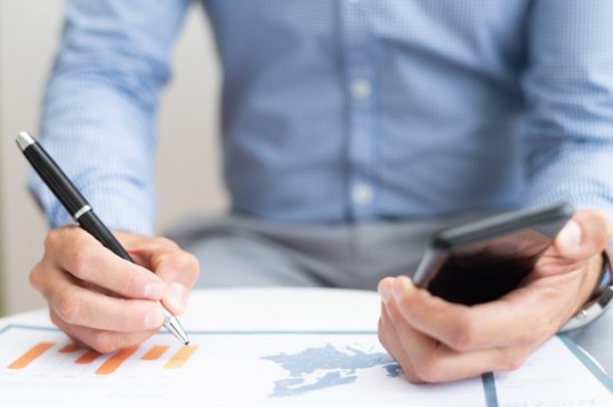 Como diminuir os gastos e investir no futuro: relato pessoal por Jean Sampaio.