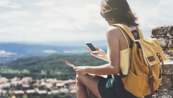 6 aplicativos que vão te ajudar a economizar em uma viagem
