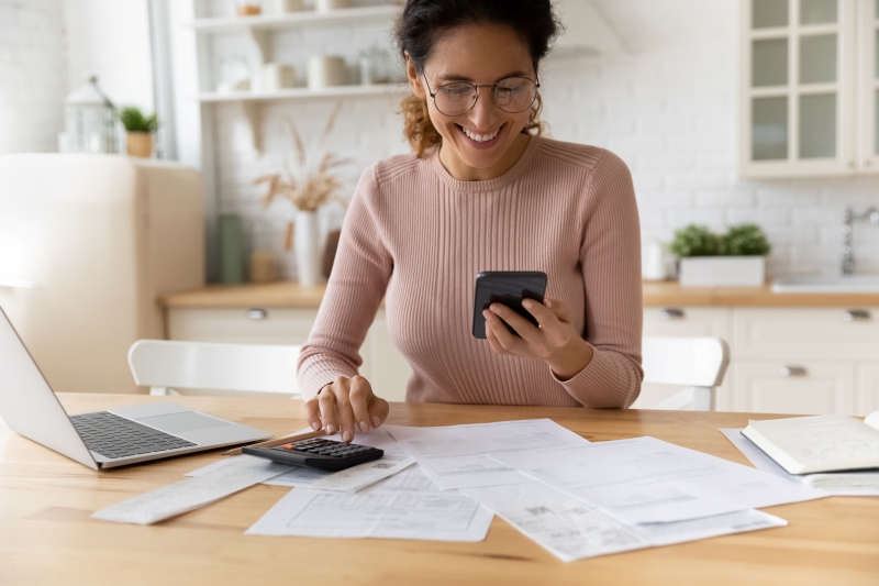 Guia prático de como controlar suas finanças pessoais e empresariais